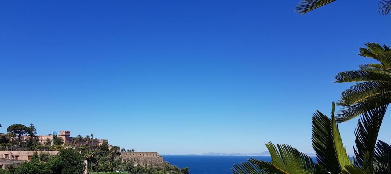 Hotel Oriente Vico Equense Buitenkant foto