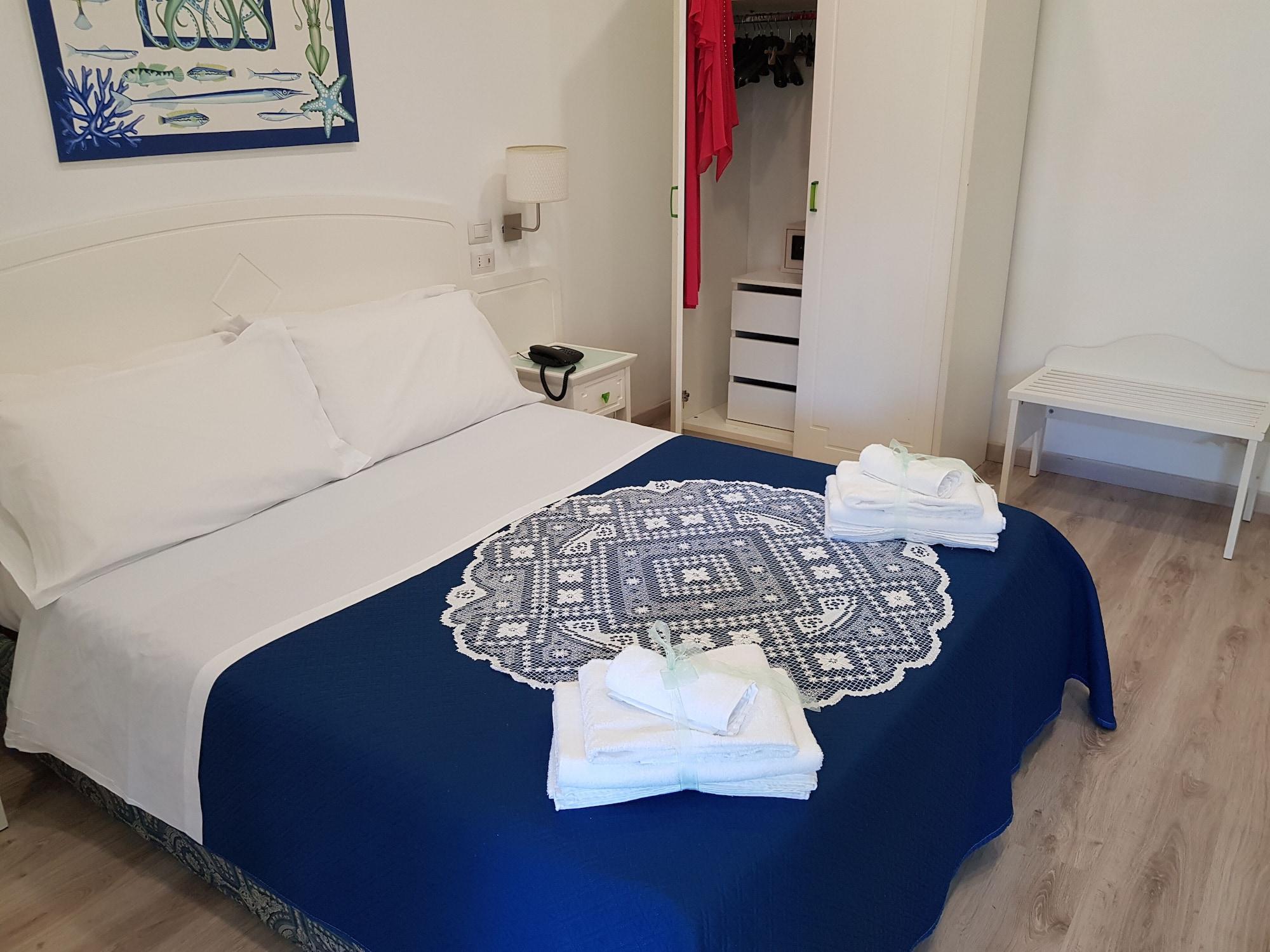 Hotel Oriente Vico Equense Buitenkant foto