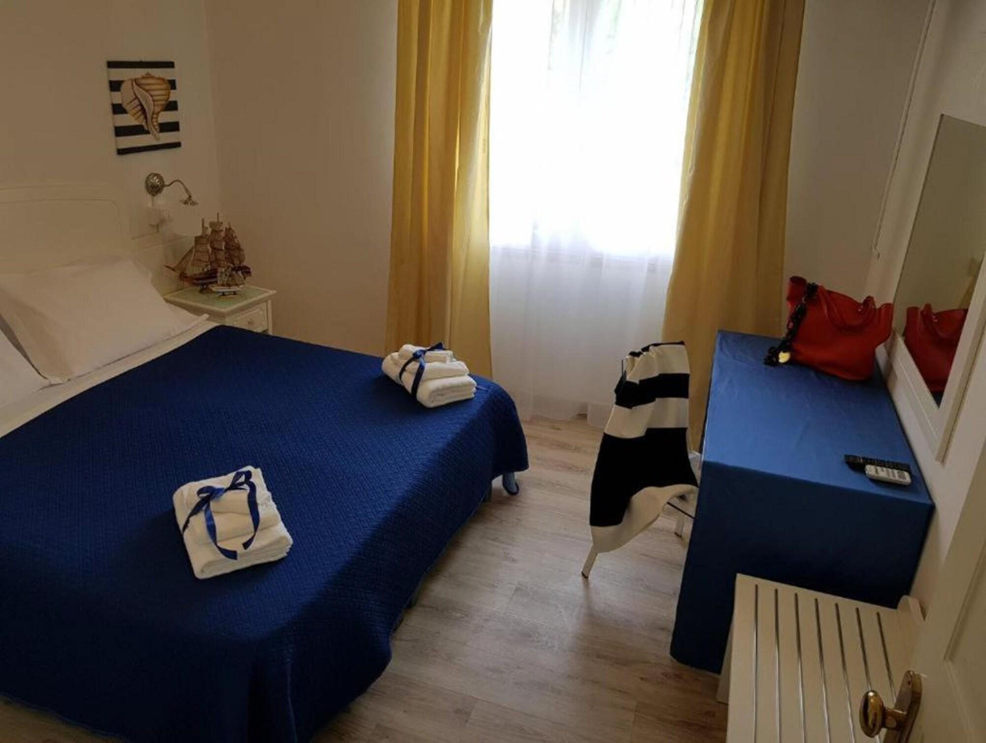 Hotel Oriente Vico Equense Buitenkant foto