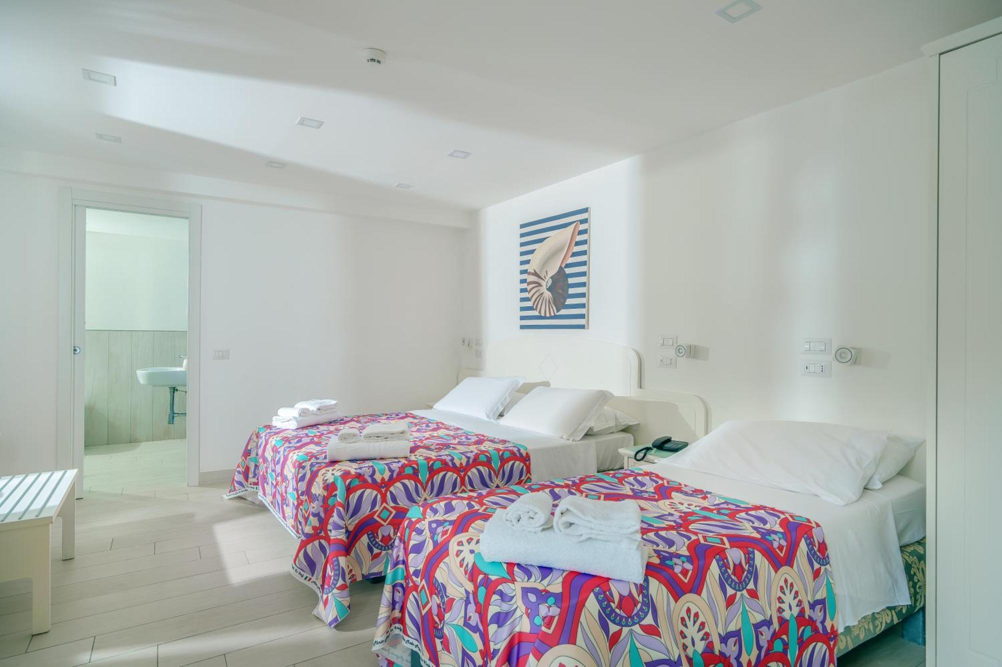 Hotel Oriente Vico Equense Buitenkant foto